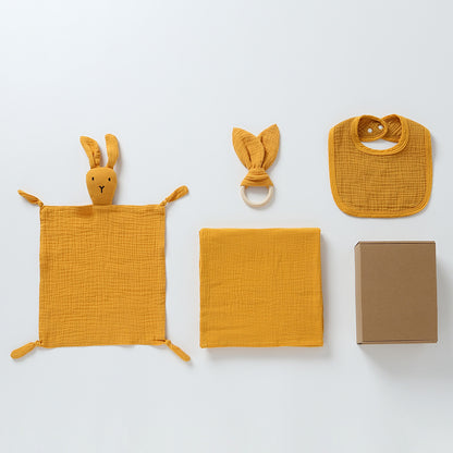 4-Piece Personalised Newborn Gift Set – Muslin Cotton Essentials