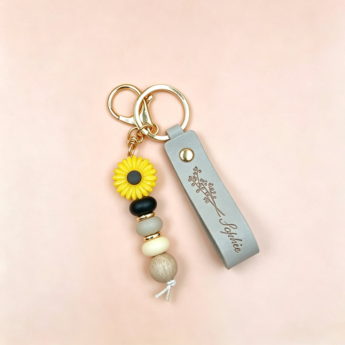 Personalised Daisy Keychain | Engraved Name Keyring