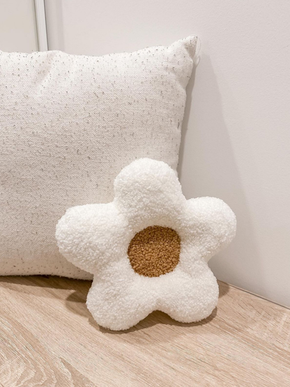 Mini Daisy Cushion